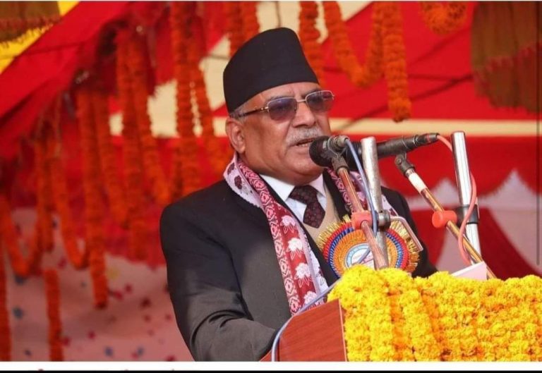 कटहरिया बजारमा यही मंसिर ४ गते शनिबारका दिन प्रचण्ड आउदै, कार्यकर्ता हरु भए खुशी।