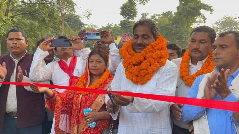 पुर्वमन्त्री: प्रभु साहले गरे नव निर्मित धन्सार जंगलसहिया कटहरिया गेटको उदघाटन