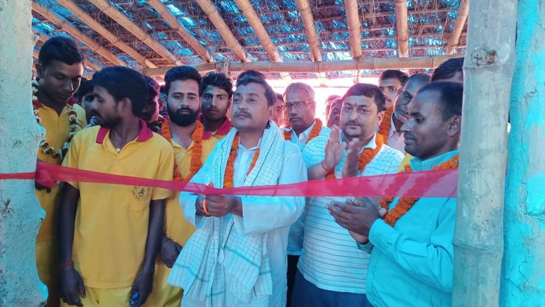 नगर प्रमुख यादवद्धारा माँ लक्ष्मी युवा क्लबको कार्यालय उद्धघाटन