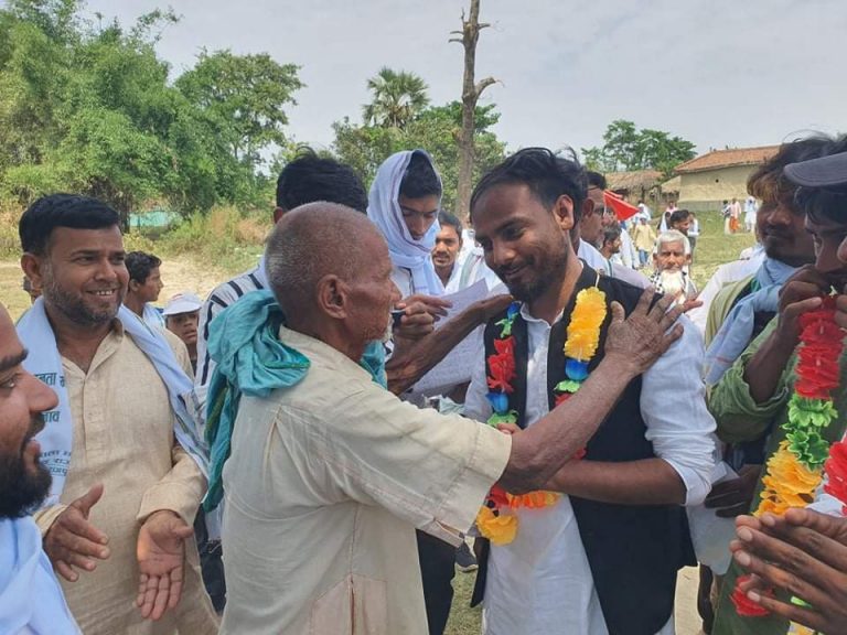 रौतहटको राजपुर नगरपालिकामा मेयर उम्मेदवार जैद राजाको लहर