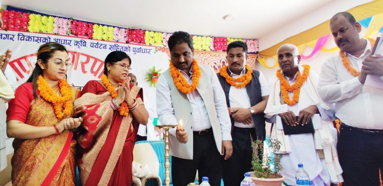 रौतहटको मौलापुर नपाले छैठौं बजेट अधिवेशन,छात्रालाइ निःशुल्क प्राविधिक शिक्षा देखि किसानलाइ पेन्सन सम्म