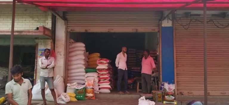 राैतहटको गौरमा चामलको कालो बजारी गर्ने १ जना पक्राउ