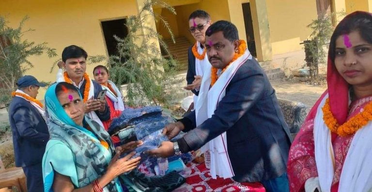 रौतहटको बृन्दावनका नगरपालिका मेयर पटेलद्वारा हर्साहामा स्वास्थ्य चौकीको उद्घाटन