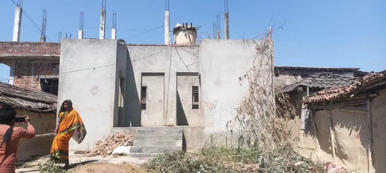 यमुनामाई गाउँपालिकामा जनता आवास कार्यक्रम अन्तर्गत १५ घरको निर्माण कार्य अलपत्र