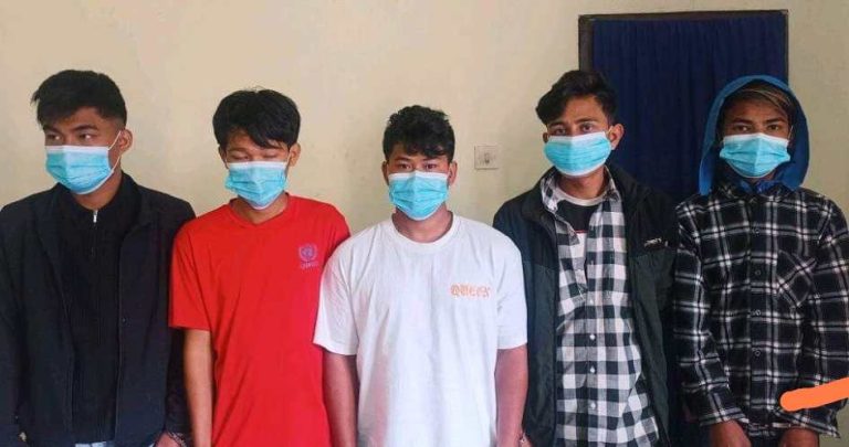 राैतहटको सन्तपुर मेलामा झैझगडा गर्ने ६ जनालाई प्रहरीद्वारा पक्राउ