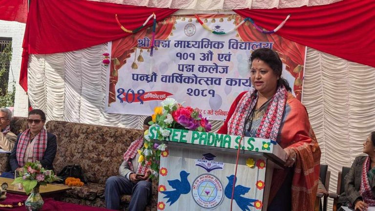 भ्रष्टाचार मुक्त गर्न स्वास्थ्य र शिक्षा निःशुल्क बनाउनु पर्ने सामाजिक विकास मन्त्री खड्गी