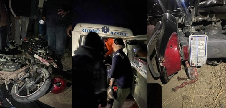 सर्लाहीमा उखु बोकेको ट्याक्टर र मोटरसाइकल एक आपसमा ठोक्किंदा दुई जानको मृत्यु