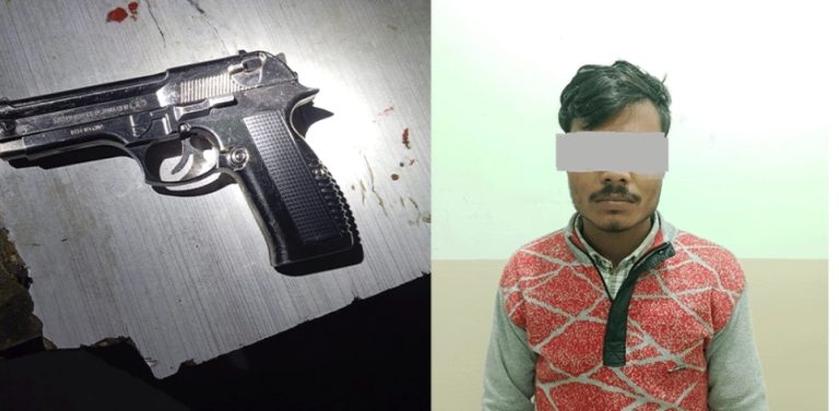 रौतहटमा नक्कली पेस्तोलसहित एक भारतीय नागरिक पक्राउ