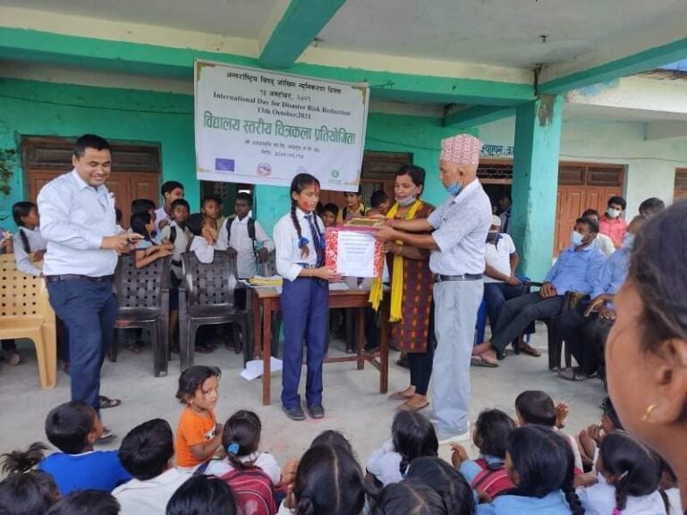 रौतहटको चन्द्रपुरमा विद्यालय स्तरिय चित्रकला प्रतियोगिता सम्पन्न